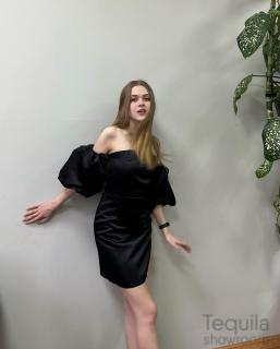 Платье черное