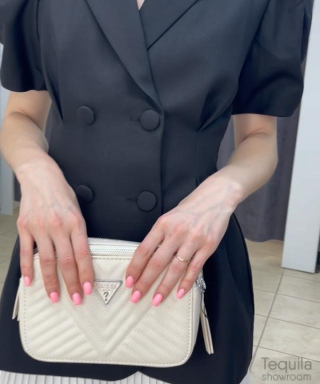 Костюм с юбкой