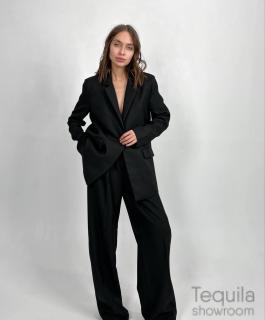 Костюм черный