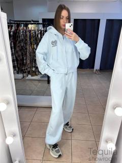 Костюм голубой