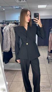 Черный костюм