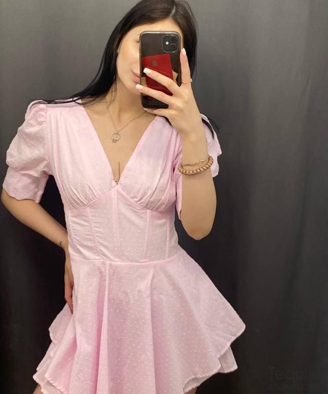 Розовое платье мини