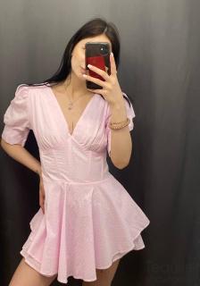 Розовое платье мини