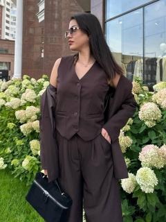 Костюм тройка коричневый